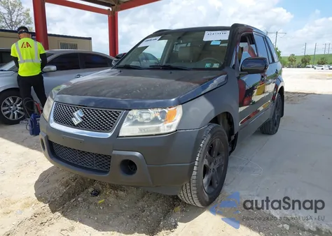 2006 Suzuki Grand Vitara Luxury из США, поврежденный, VIN JS3TD947664104590